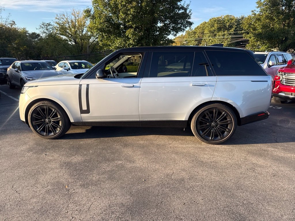 Certified Used 2024 Silver Land Rover SE image 3