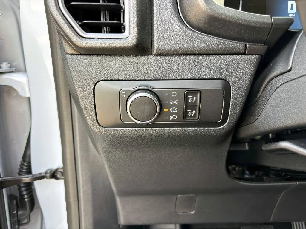 Used 2026 White Metallic Ford Big Bend image 17