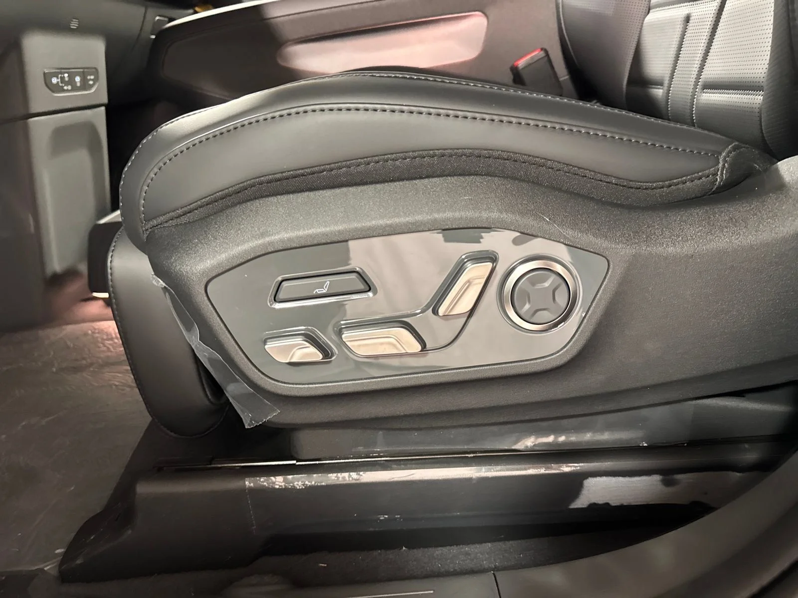 New 2026 Ebony Black Kia Land image 27