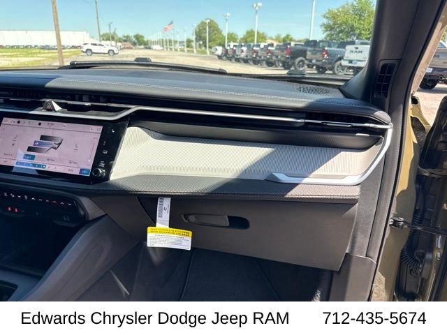New 2026 41 Jeep Limited image 39