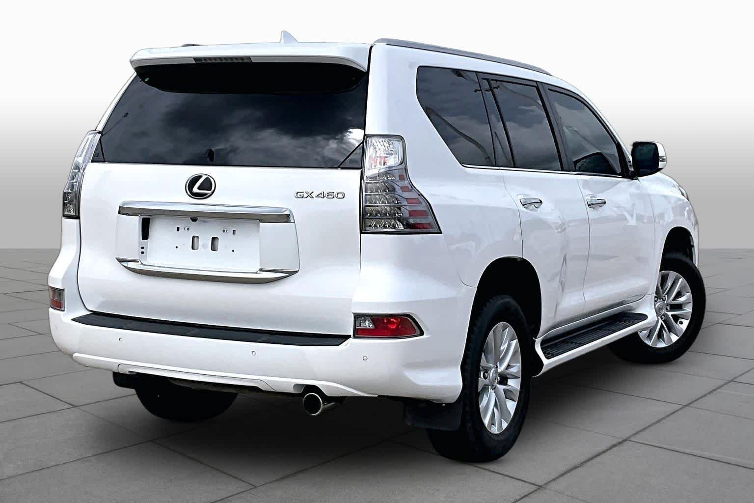 Used 2020 Starfire Pearl Lexus Premium image 13
