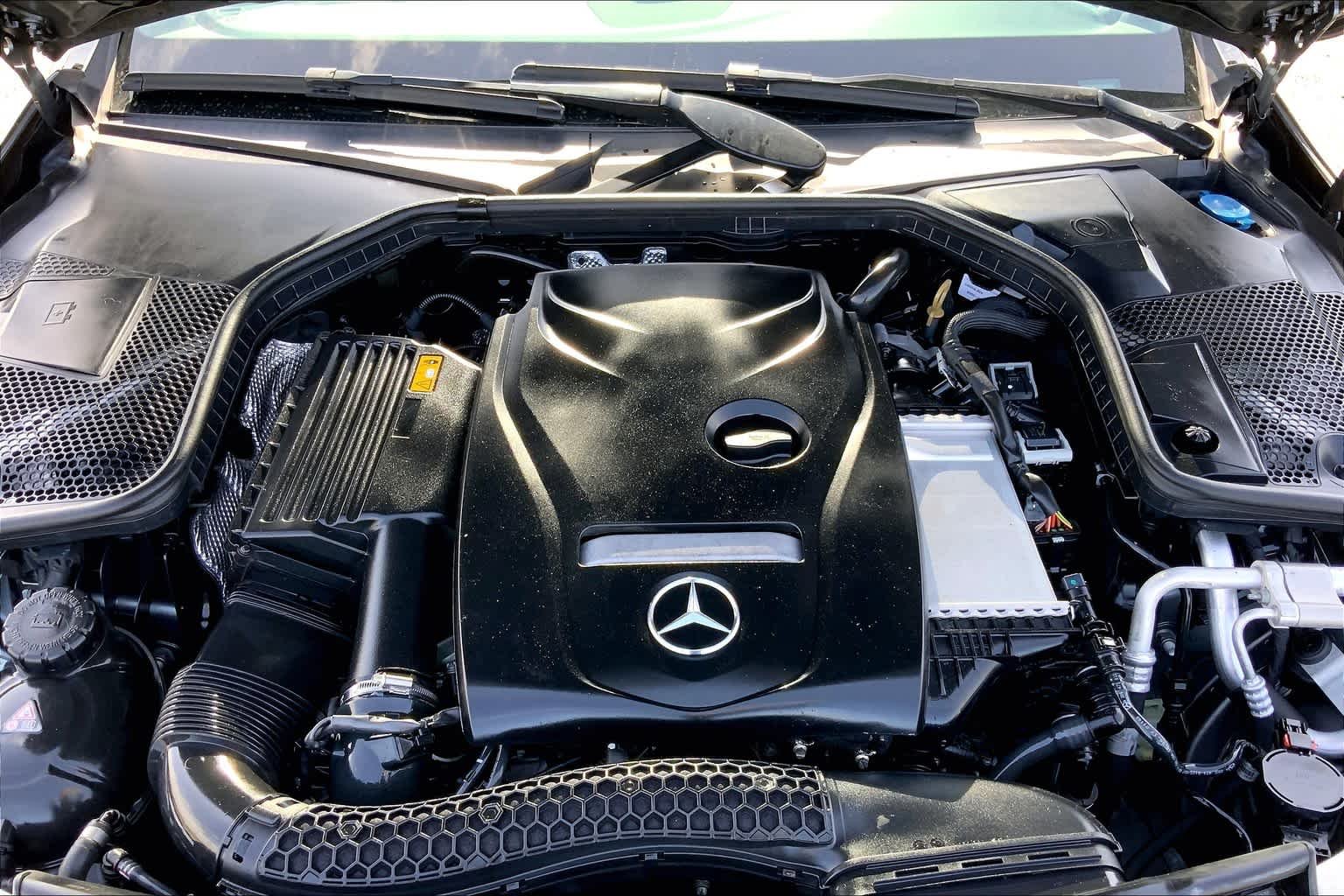 Used 2018 Selenite Grey Metallic Mercedes-Benz C 300 image 28