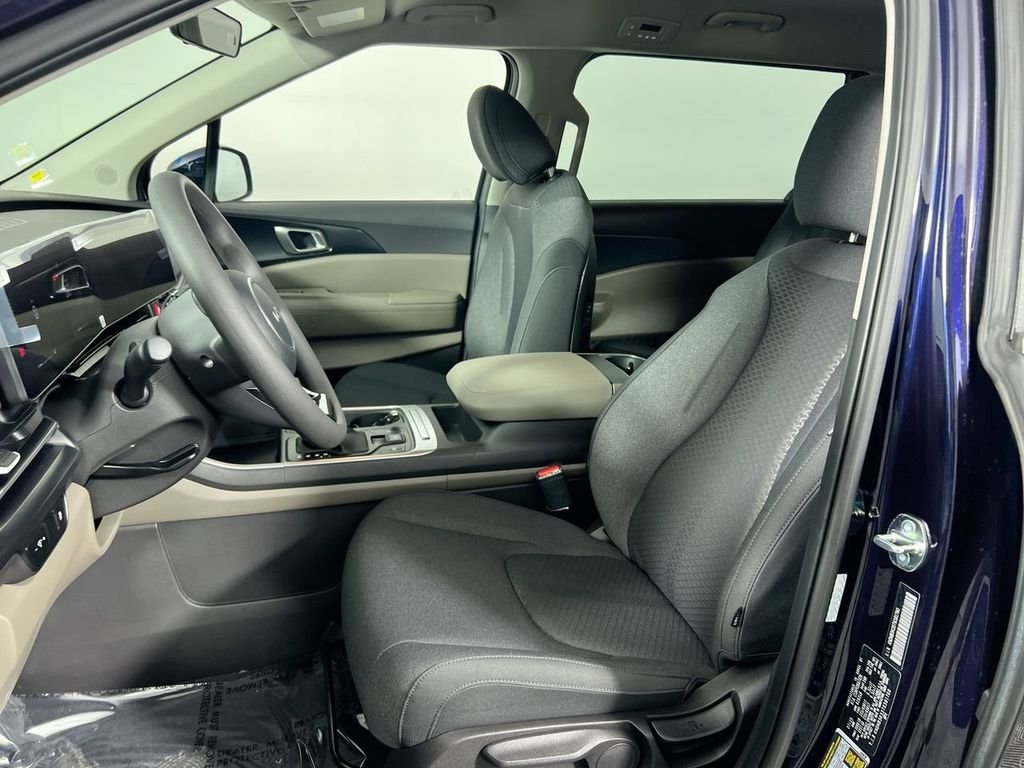 New 2026 Deep Chroma Blue Kia LXS image 13
