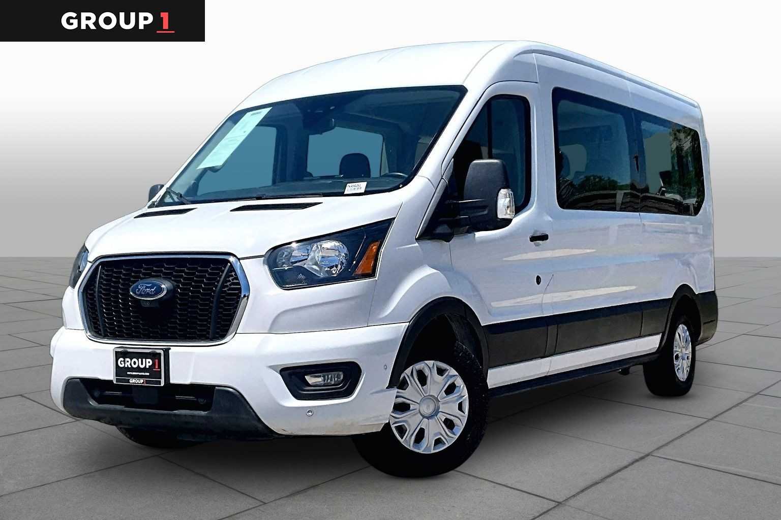 2023 Ford Transit 350 XLT Med Roof Sliding Pass. 148's photo