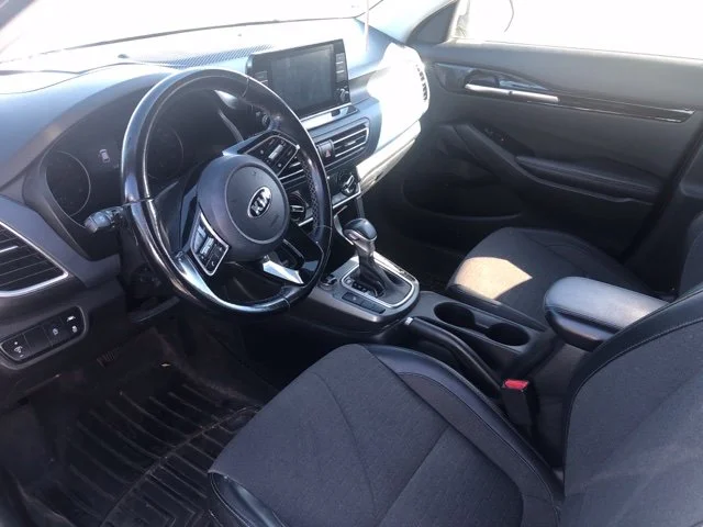 Used 2021 Gray Kia S image 7