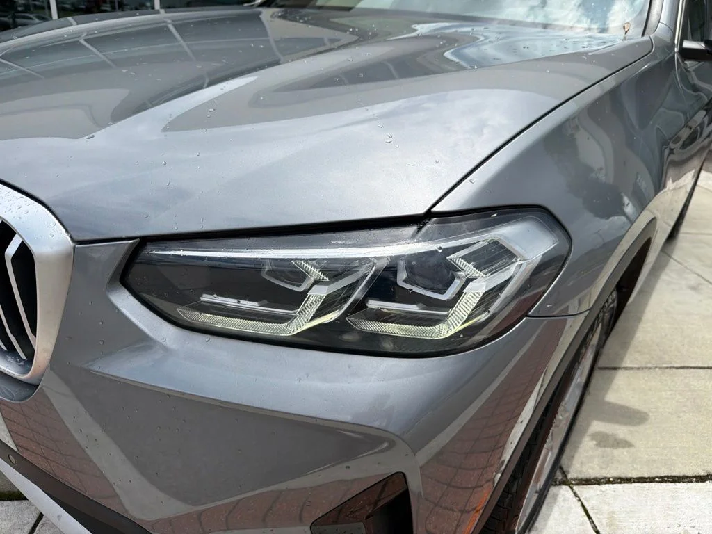 Used 2023 Skyscraper Grey Metallic BMW sDrive30i image 11