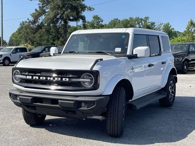 New 2026 White Ford Outer Banks image 5