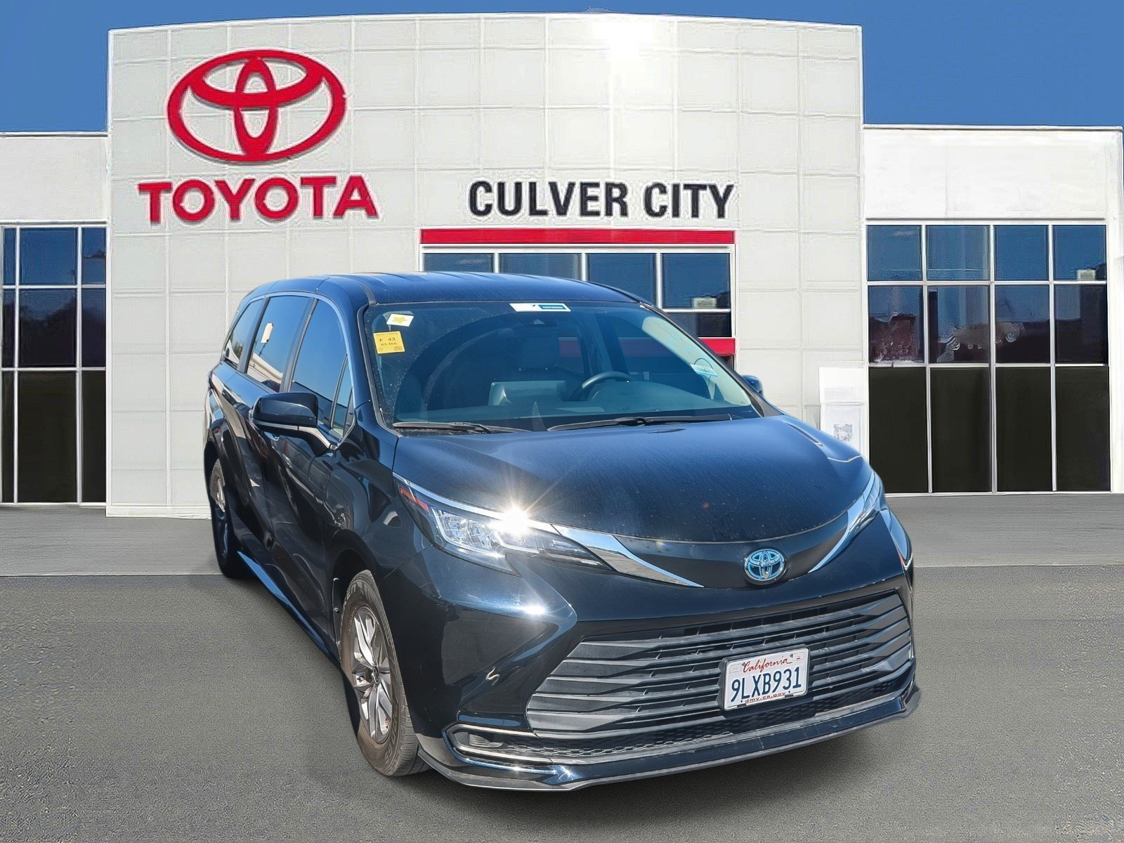 2023 Toyota Sienna