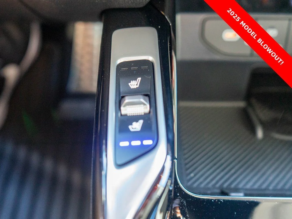 2025 Kia Sorento X-Line SX - Photo 25