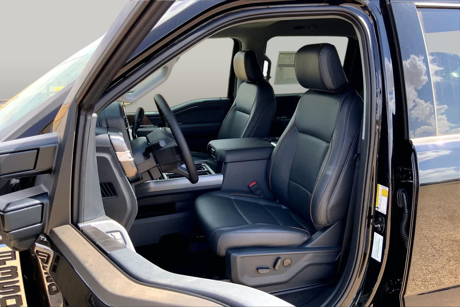 New 2026 Agate Black Metallic Ford F-350® Lariat® image 9