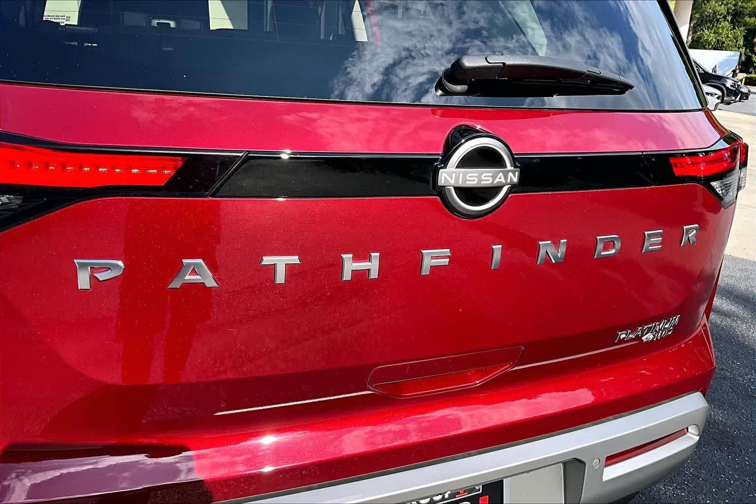 2023 Nissan Pathfinder Platinum - Photo 62