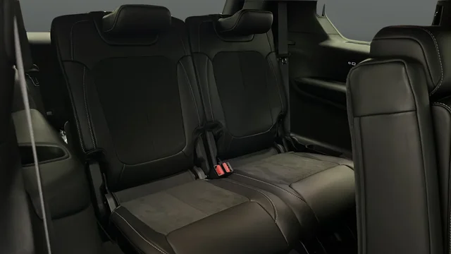 New 2026 Bright White Clearcoat Jeep Altitude image 27