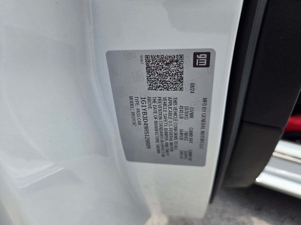 Used 2024 White Chevrolet Stingray image 19