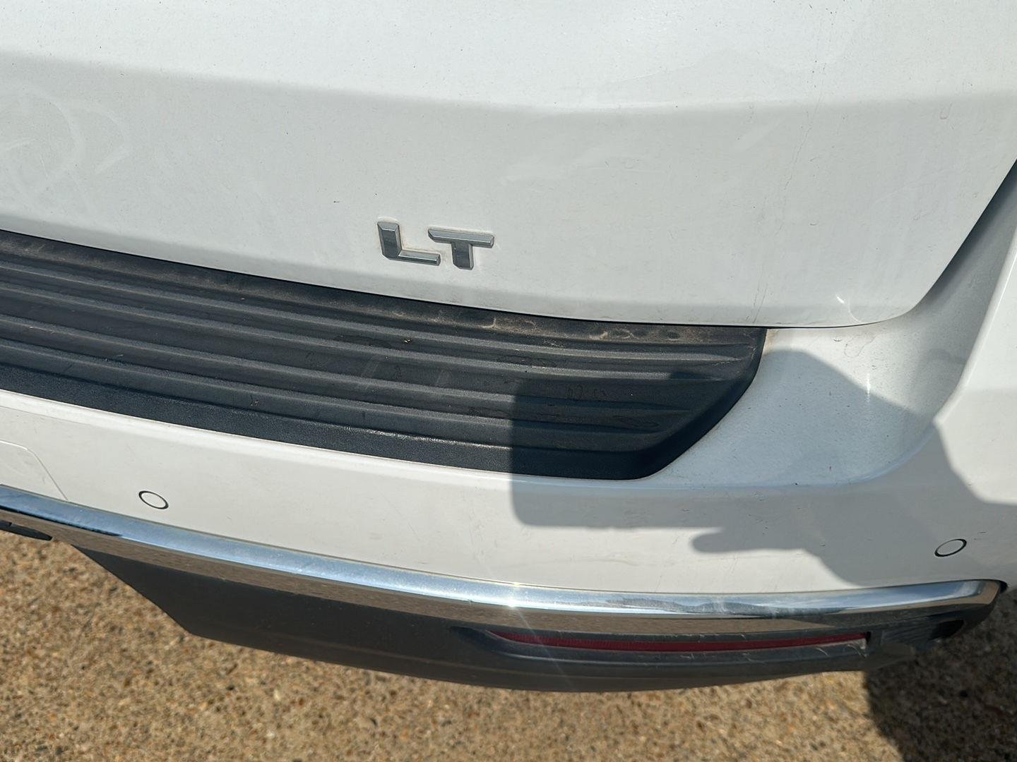 Used 2021 Summit White Chevrolet LT image 18