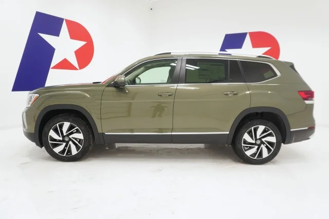 New 2026 Avocado Green Pearl Volkswagen 2.0T SEL image 11