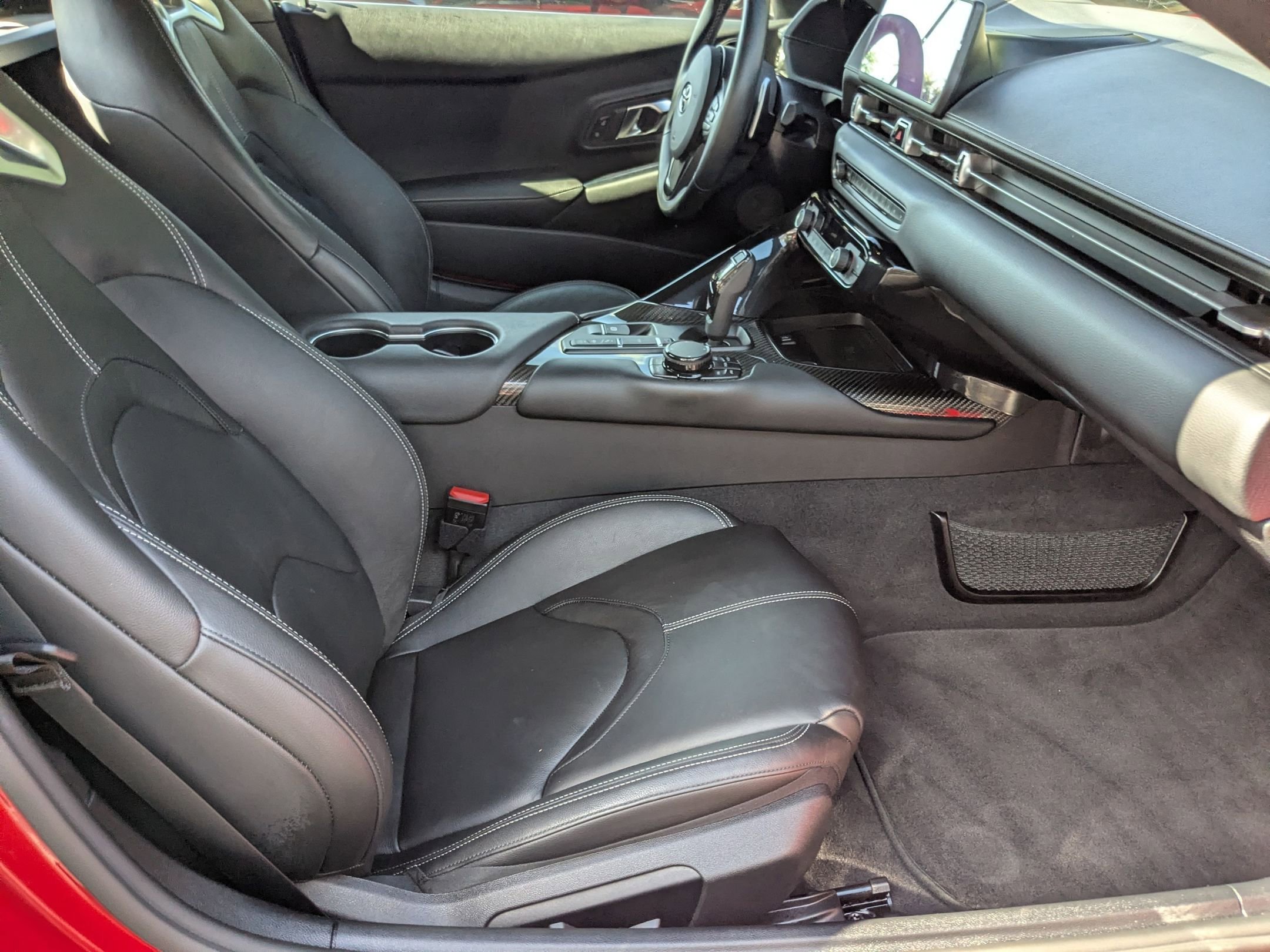 Used 2021 Renaissance Red Toyota 3.0 image 22