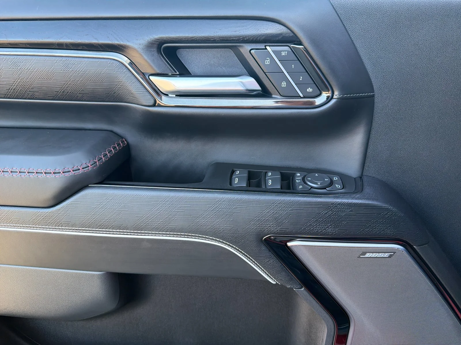 2026 GMC Sierra 2500HD AT4X - Photo 10