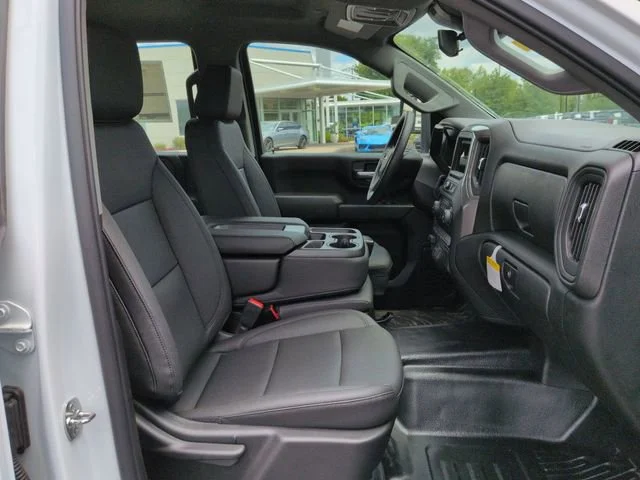 New 2026 Summit White Chevrolet Work Truck image 30
