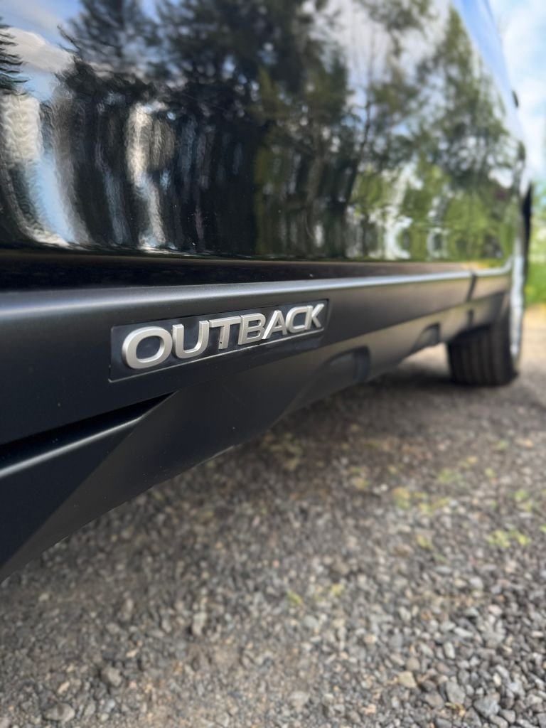 Used 2018 Crystal Black Silica Subaru 2.5i Premium image 42