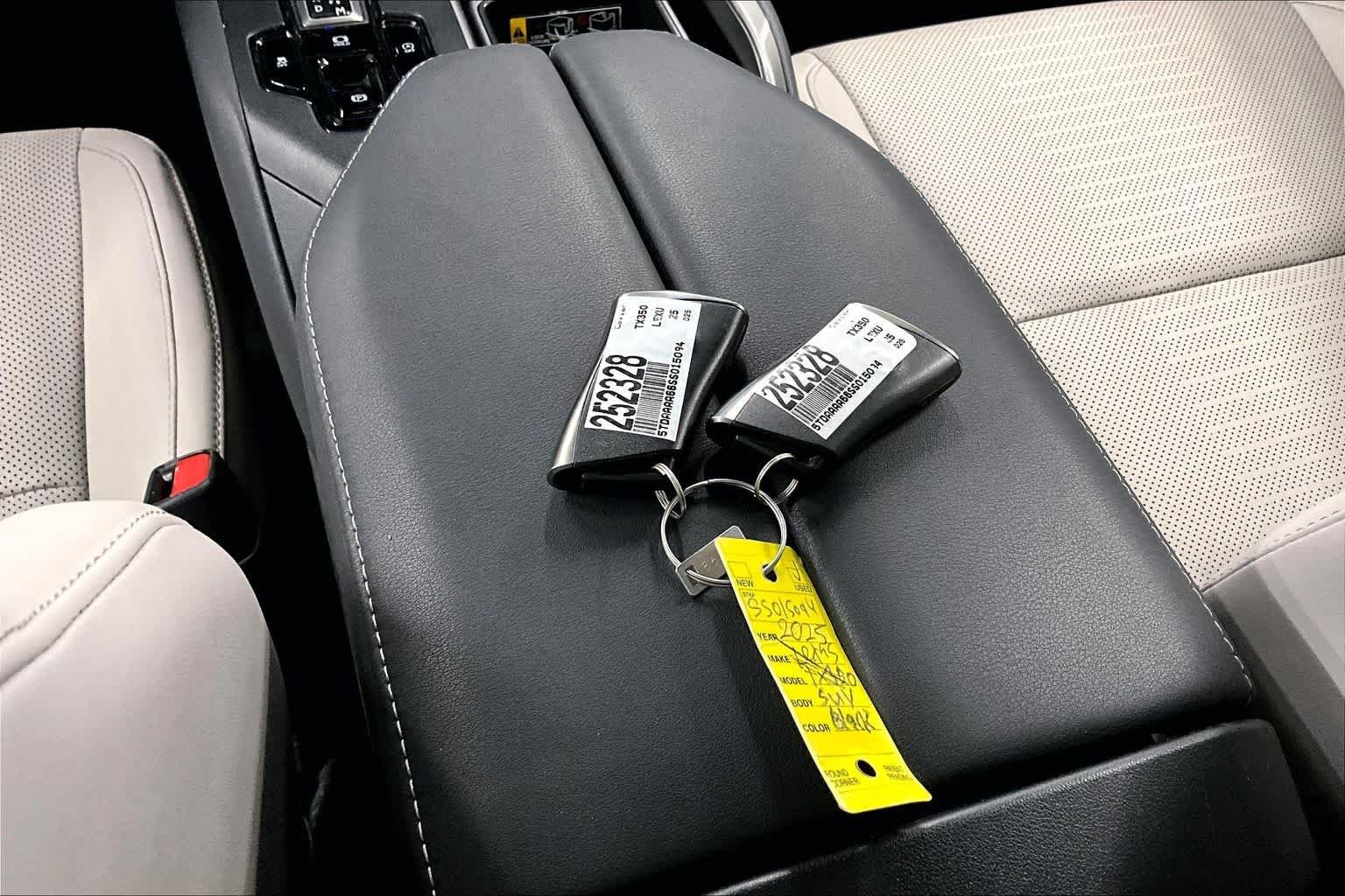 Certified Used 2025 Caviar Lexus Premium image 14