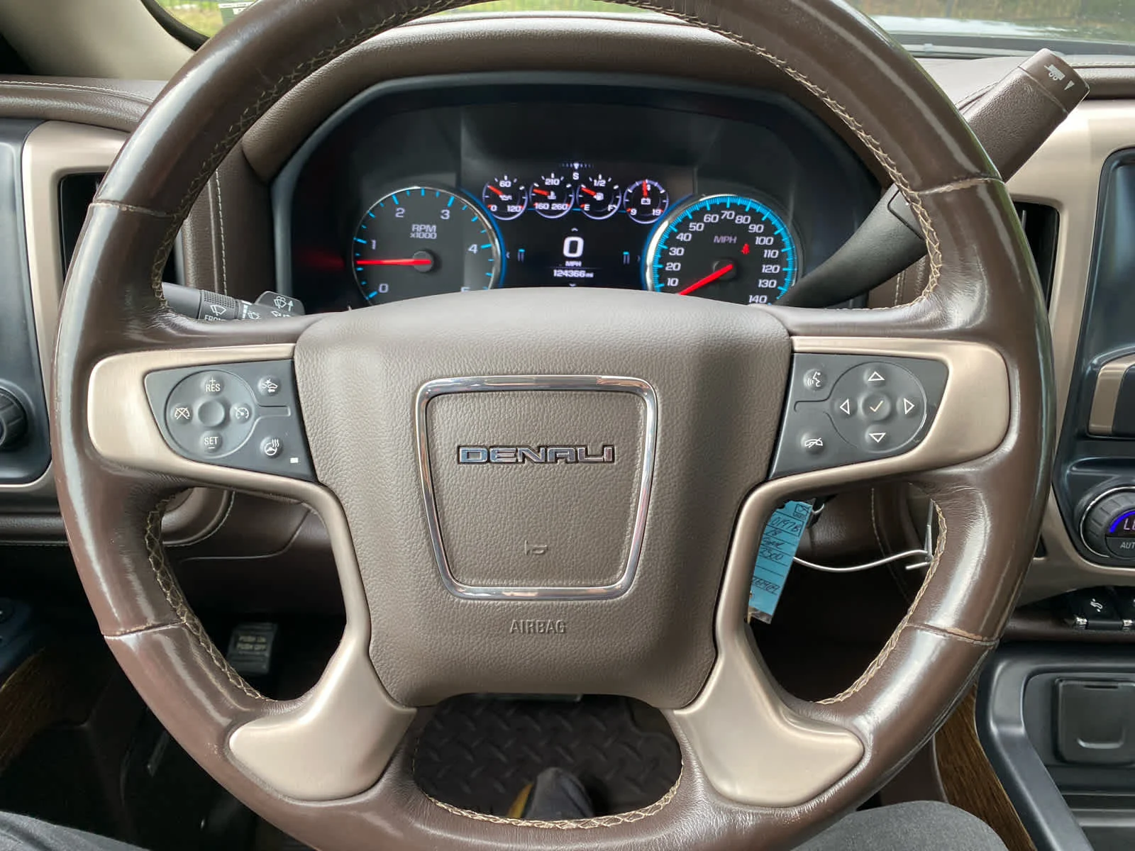 Used 2018 ONYX BLACK GMC Denali image 13