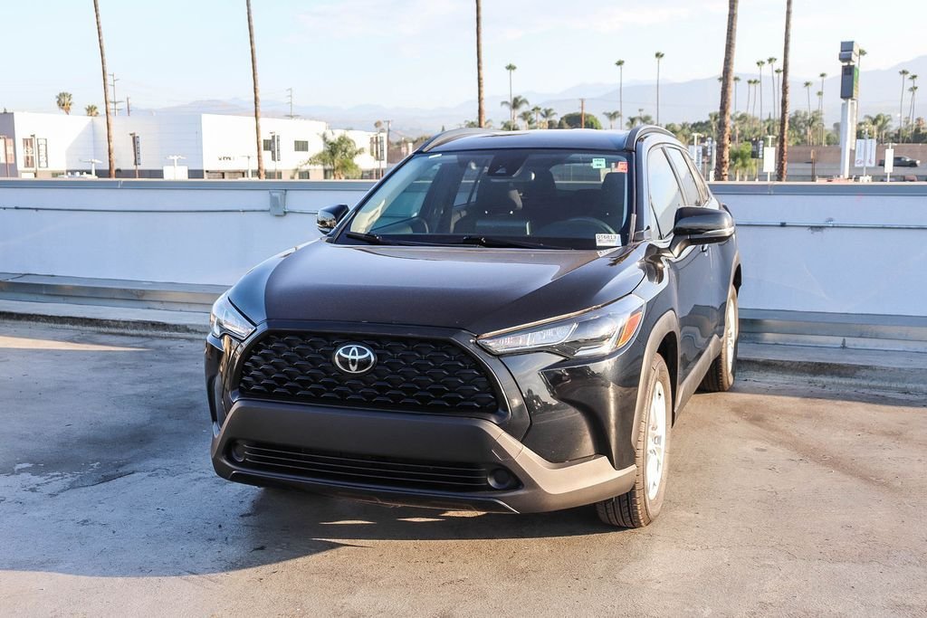 Used 2022 Jet Black Toyota LE image 4