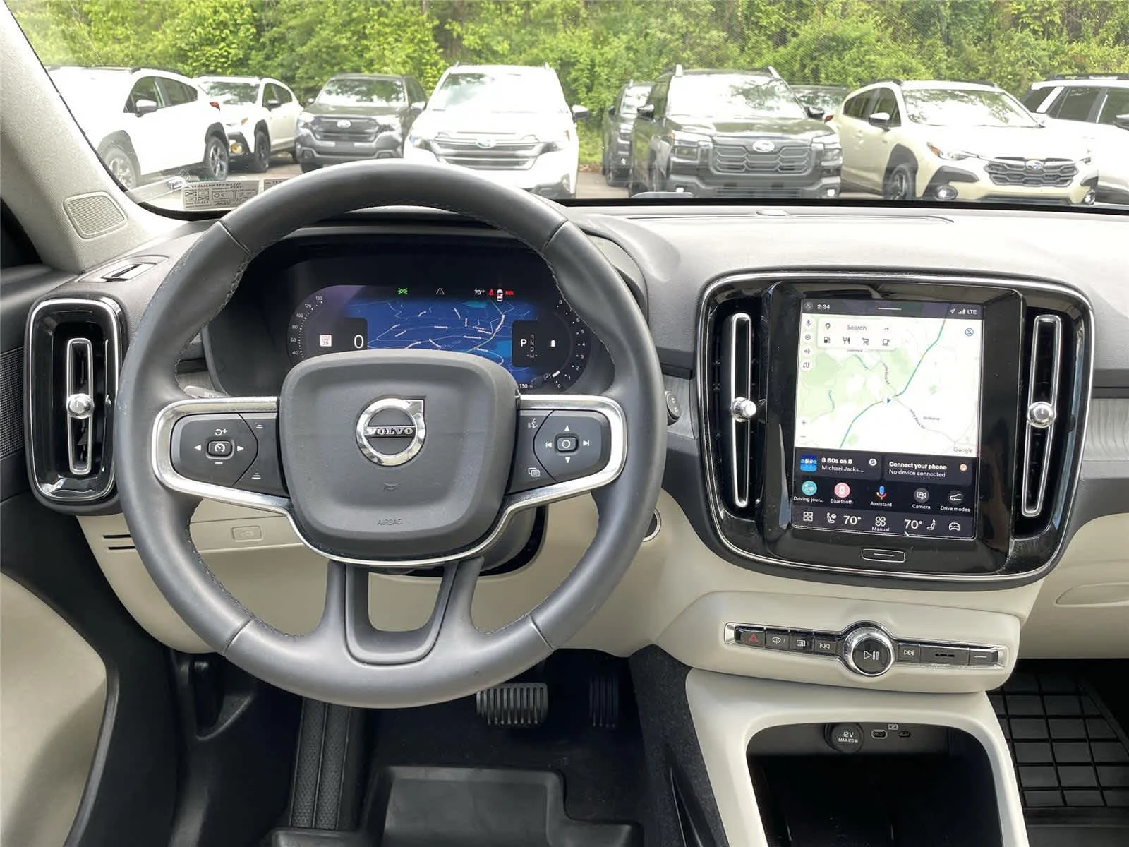 2023 Volvo XC40 Plus - Photo 20