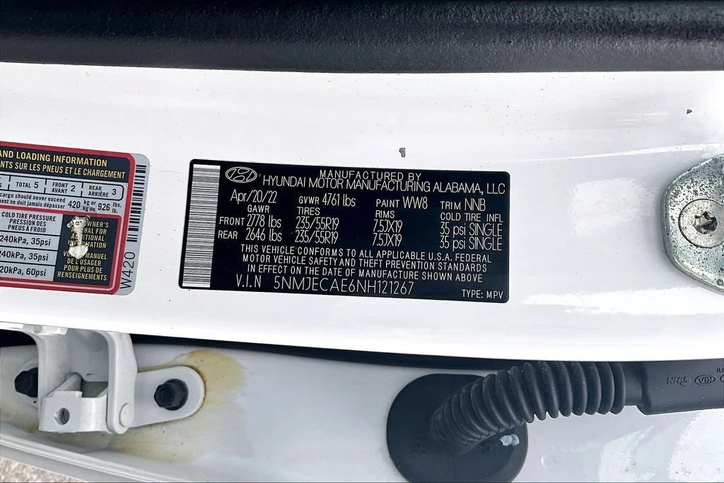 Certified Used 2022 Gray Hyundai Limited image 18