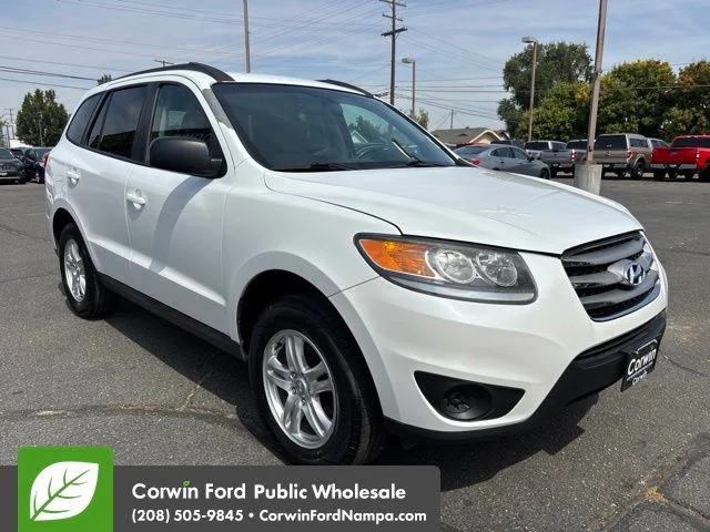 Used 2012 Frost White Pearl Hyundai  image 3