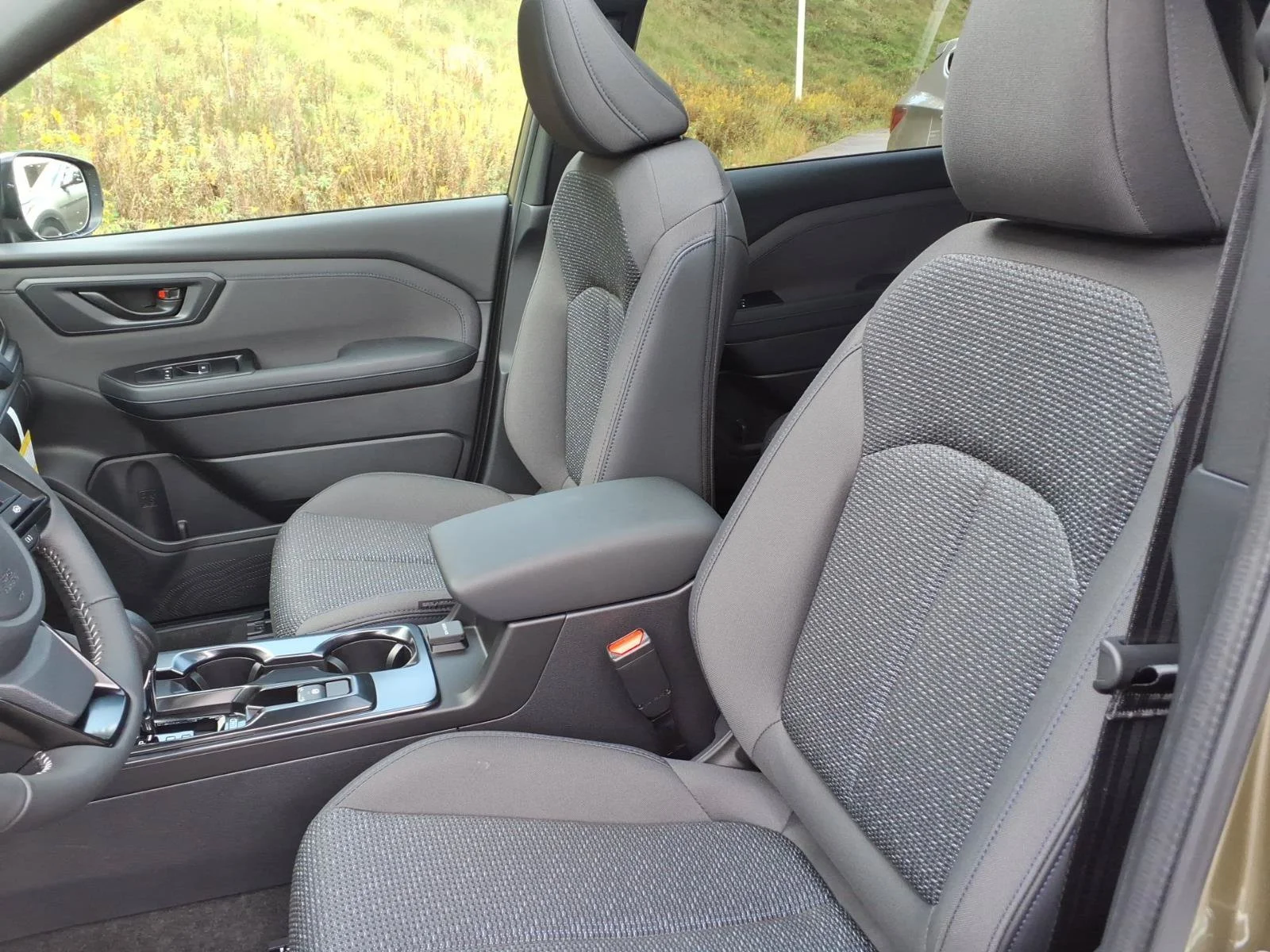 New 2026 AUTUMN GREEN METALLIC Subaru Premium image 5