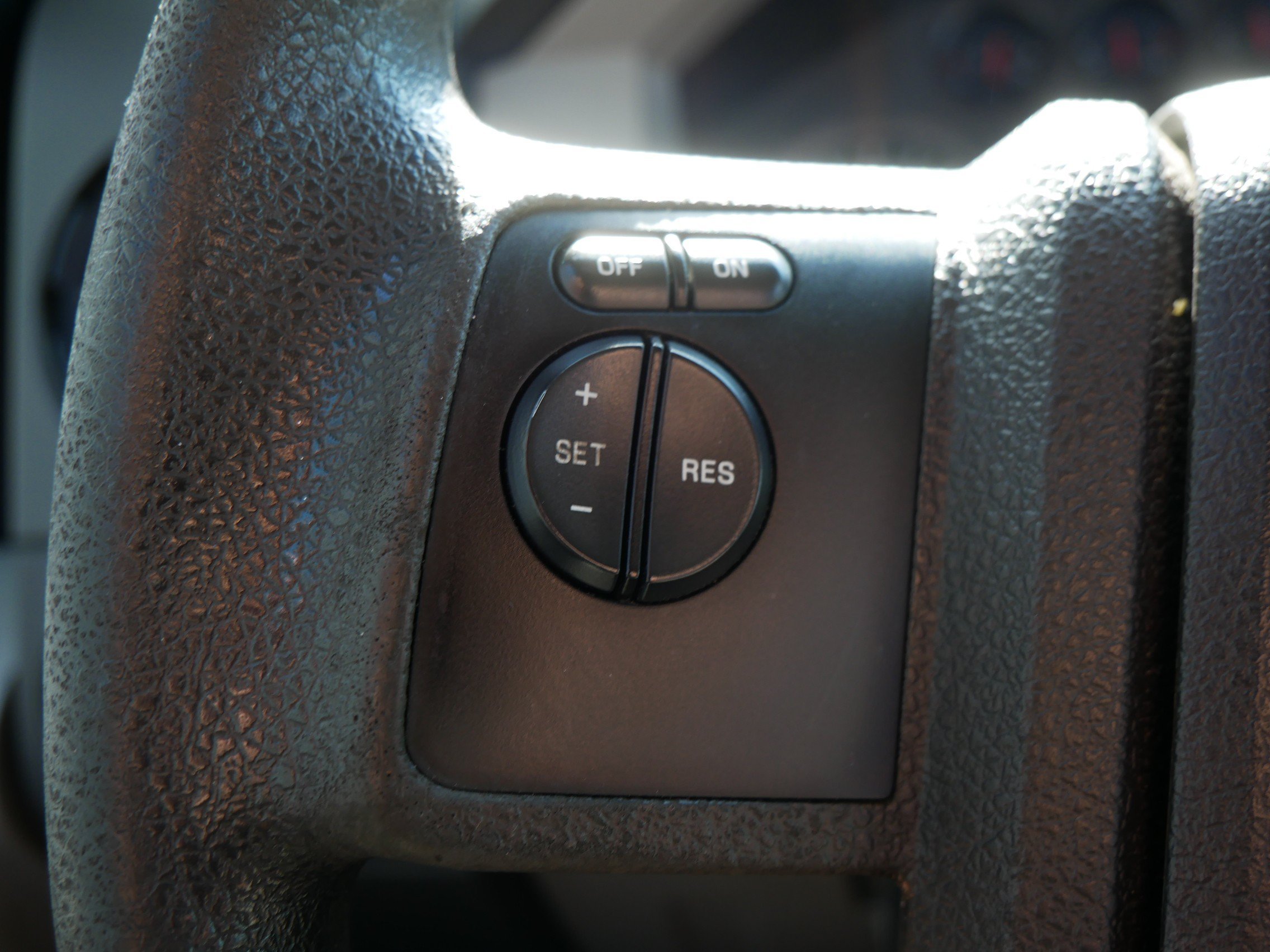 Used 2010 White Ford XL image 25