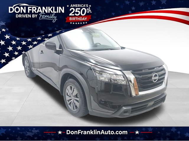 2023 Nissan Pathfinder S