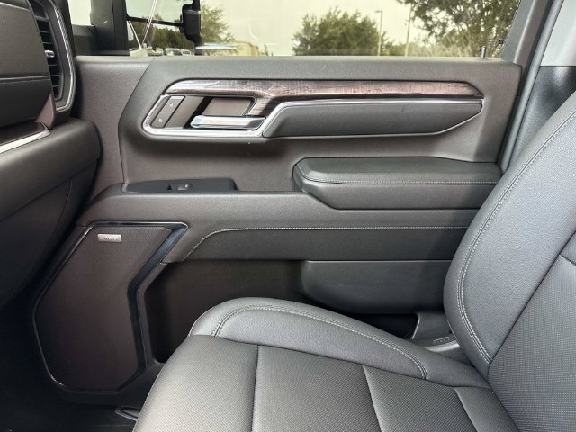Used 2024 Summit White Chevrolet LTZ image 34