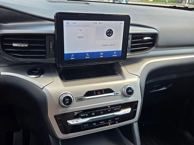Used 2022 Silver Ford XLT image 20