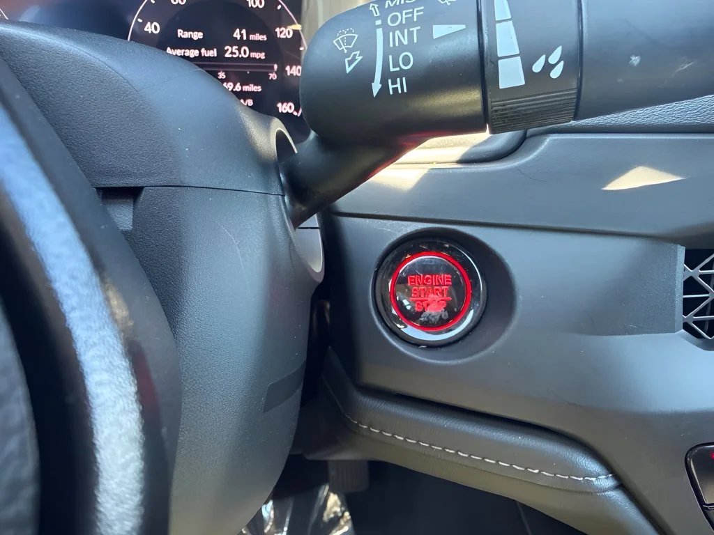 Used 2025 Blue Honda SE image 19