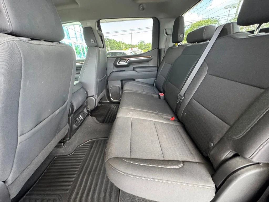 Used 2023 Gray Chevrolet LT image 21