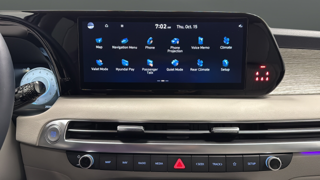Used 2025 Hyper White Hyundai Calligraphy image 13