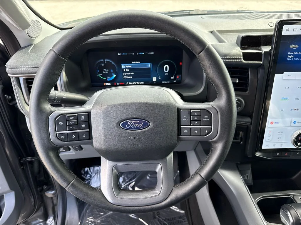 Certified Used 2025 Gray Ford Flash image 15