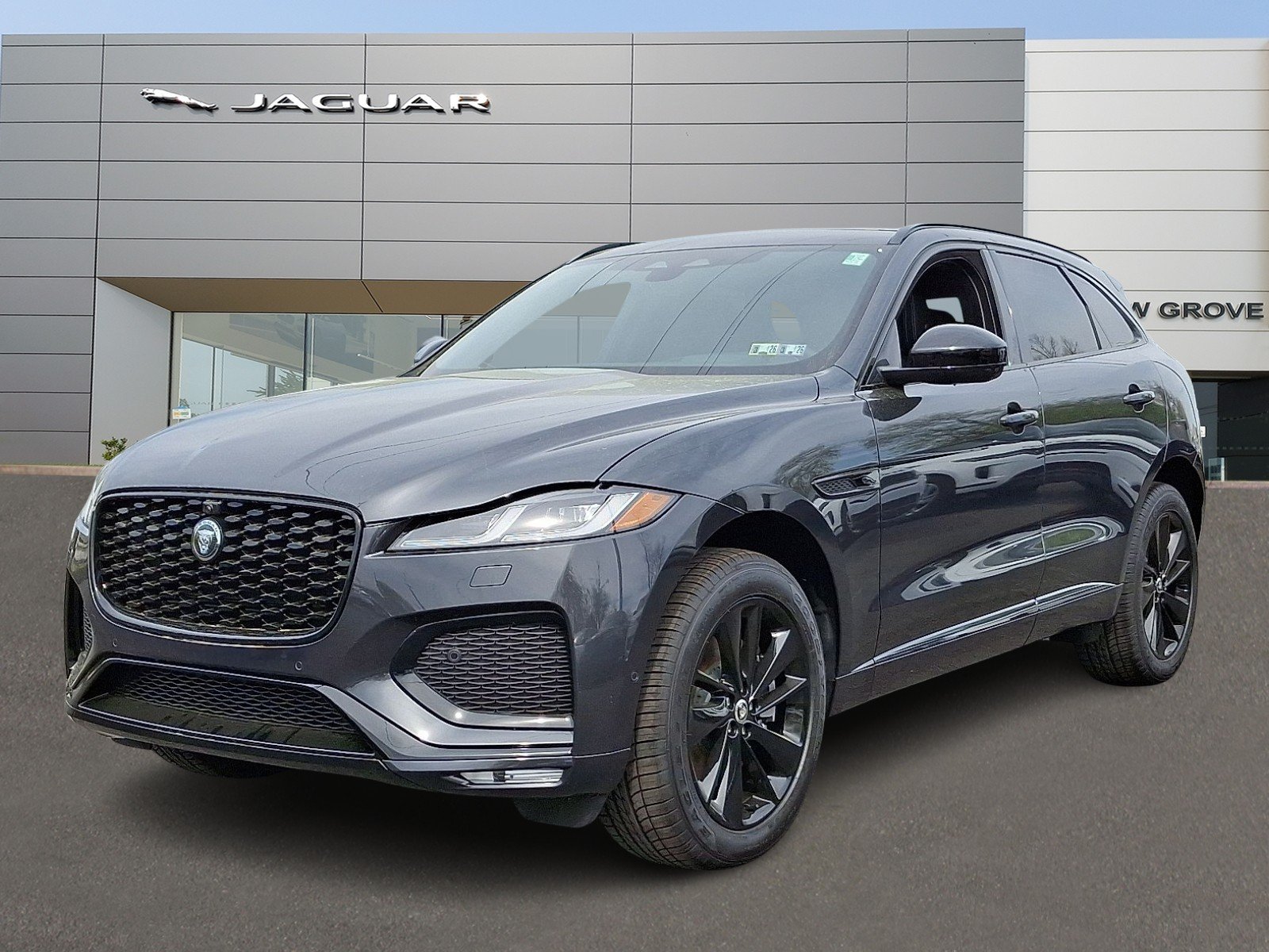 2026 Jaguar F-PACE P250 R-Dynamic S's photo
