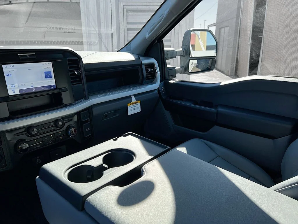 New 2026 Oxford White Ford XL image 24