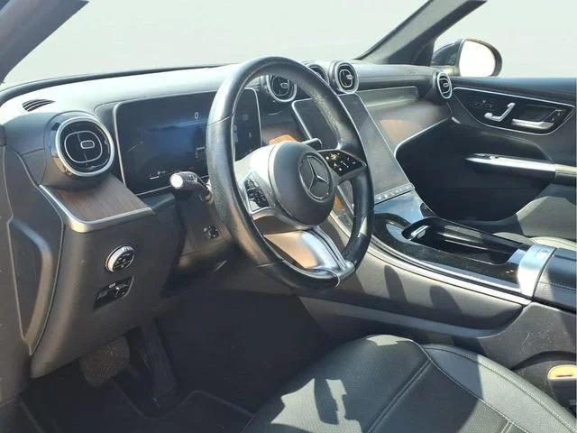 Used 2023  Mercedes-Benz GLC 300 image 8