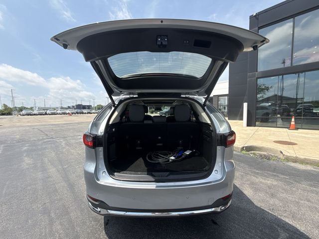 Used 2024 Silver Mazda Premium image 26