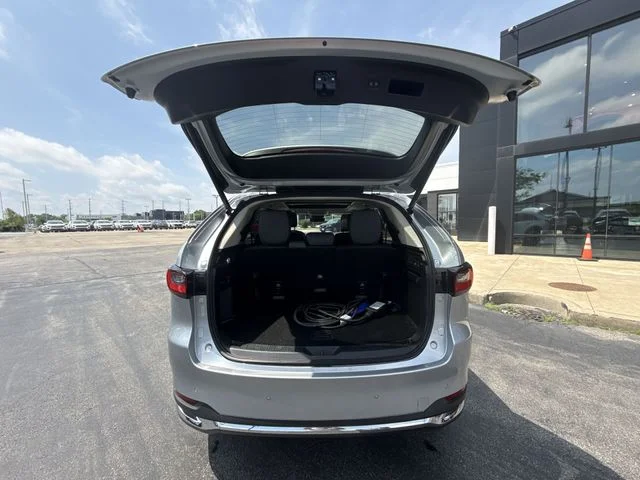 Used 2024 Silver Mazda Premium image 26