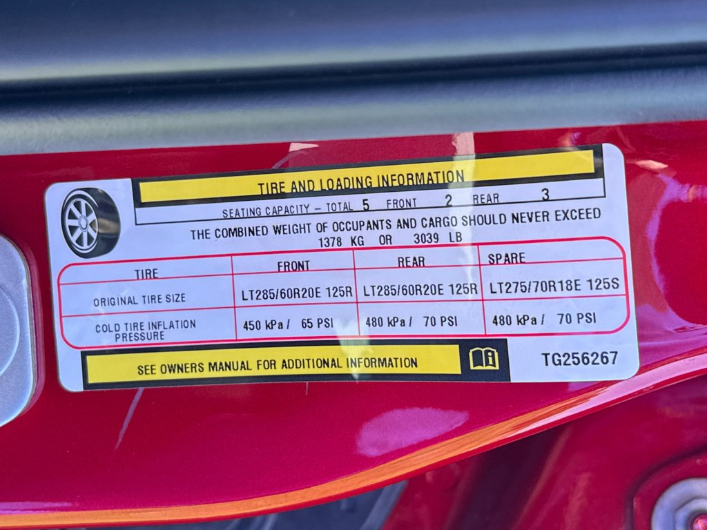 New 2026 Molten Red Pearl-Coat Exterior Paint RAM Big Horn image 32