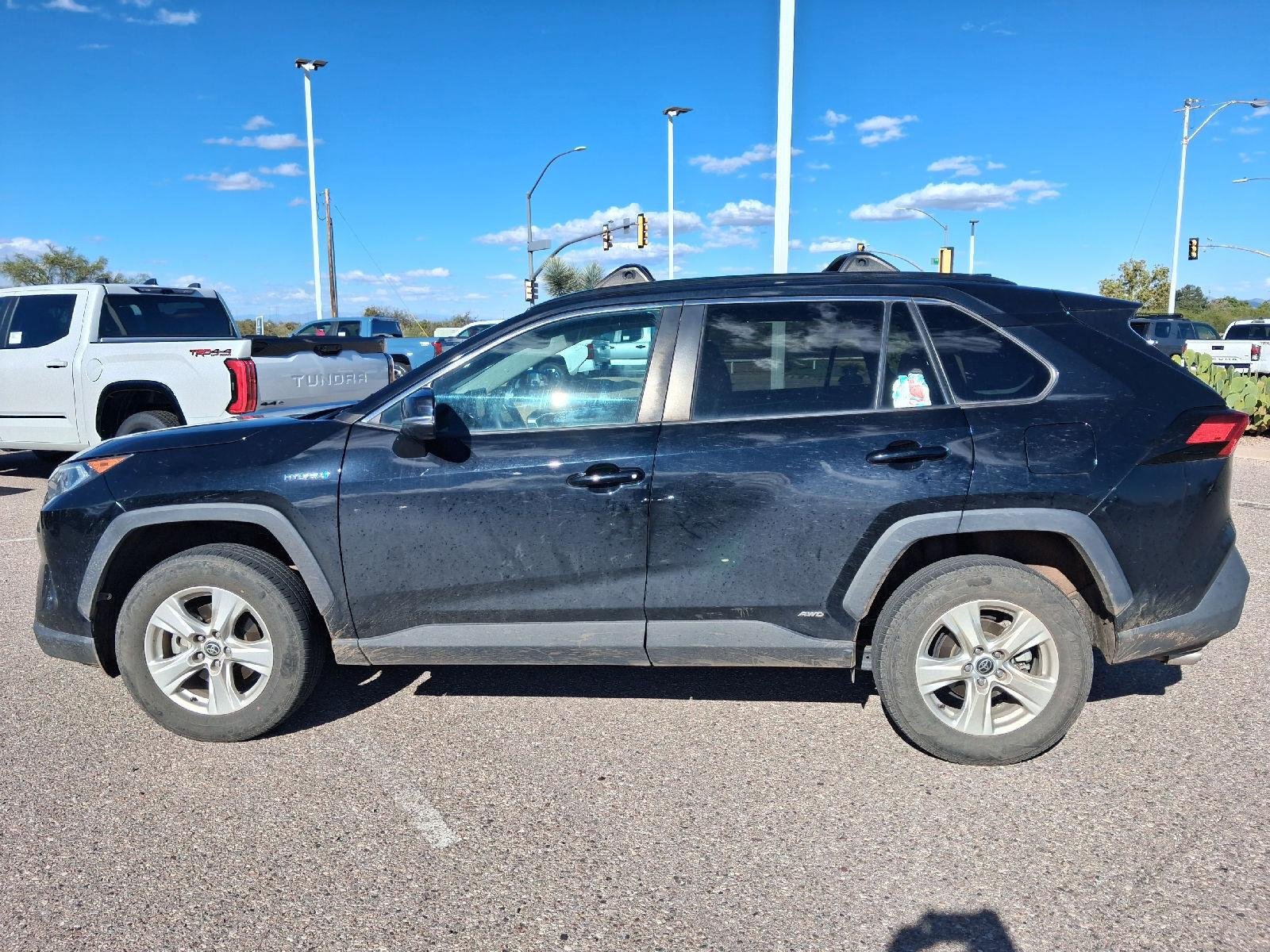 Used 2021 Midnight Black Metallic Toyota XLE image 2