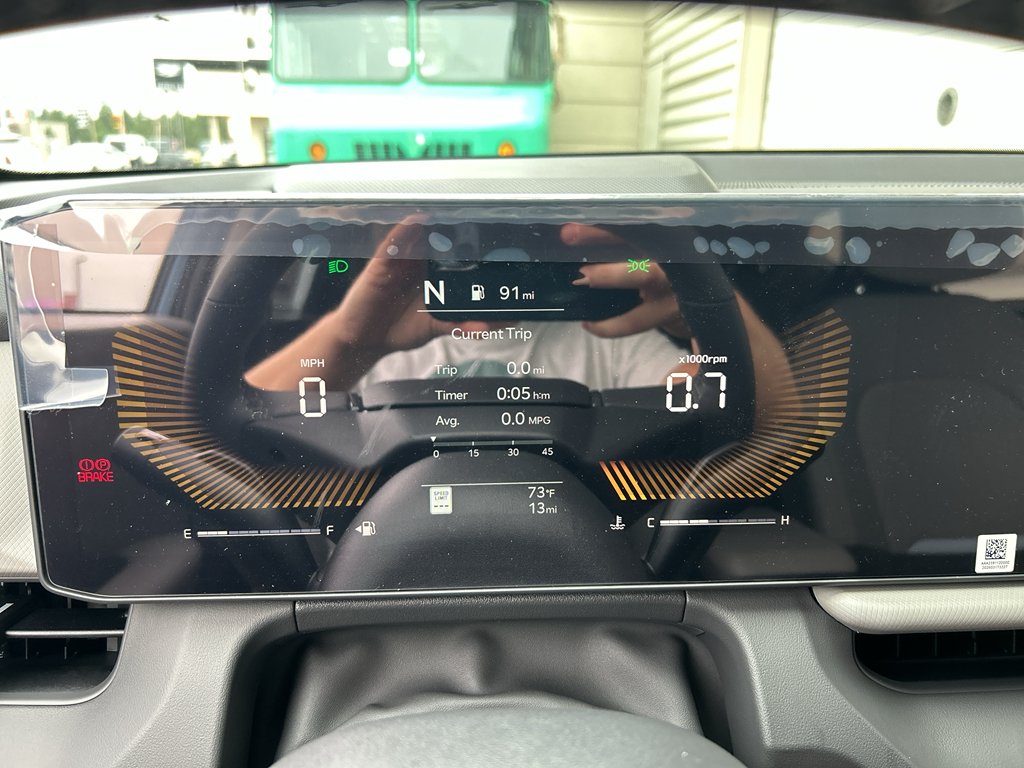 New 2027 Frost Blue / Black Roof Kia S image 23