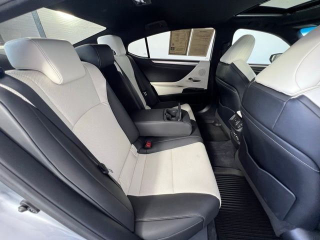 Used 2022 Silver Lexus 350 F Sport image 41