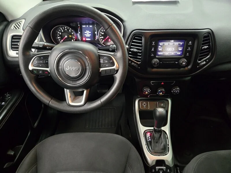 Used 2018 Diamond Black Crystal Pearlcoat Jeep Sport image 9