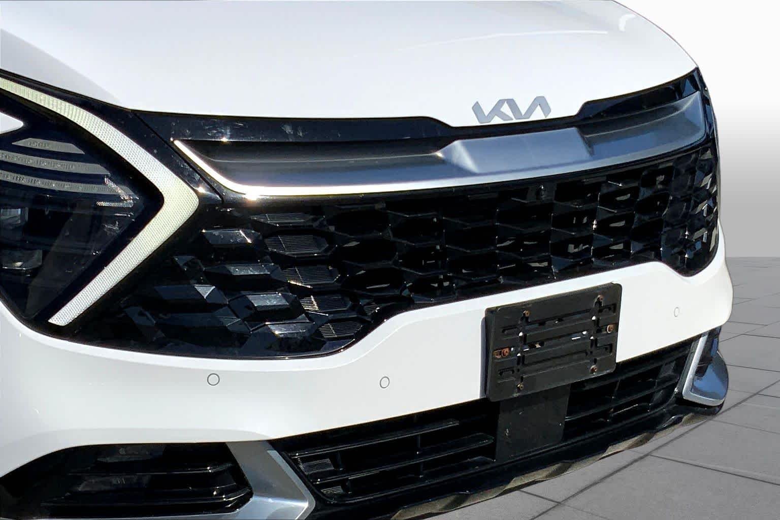 Used 2023 Glacial White Pearl Kia SX-Prestige image 47