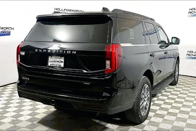 Certified Used 2025 Black Metallic Ford Active image 36